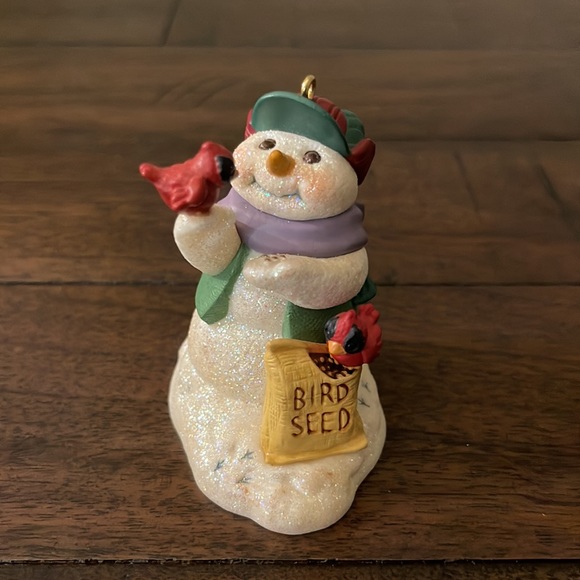 2000 Vintage Snow Buddies Hallmark Ornament - Picture 2 of 6